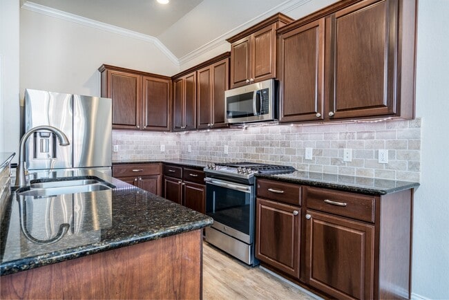 Building Photo - 17823 Dappled Walk Way