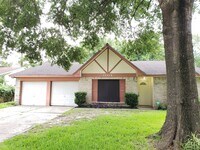 Building Photo - 23419 Verngate Dr