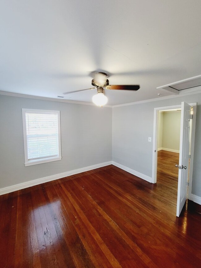 Building Photo - WRIGHTSVILLE AVE - Charming Cottage Style ...