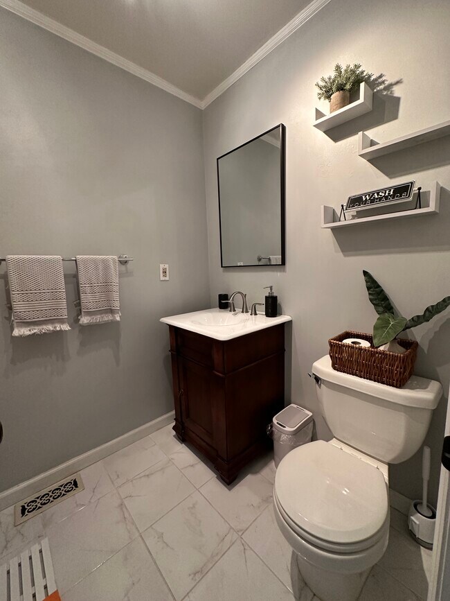 Building Photo - 48 Homestead Village Dr