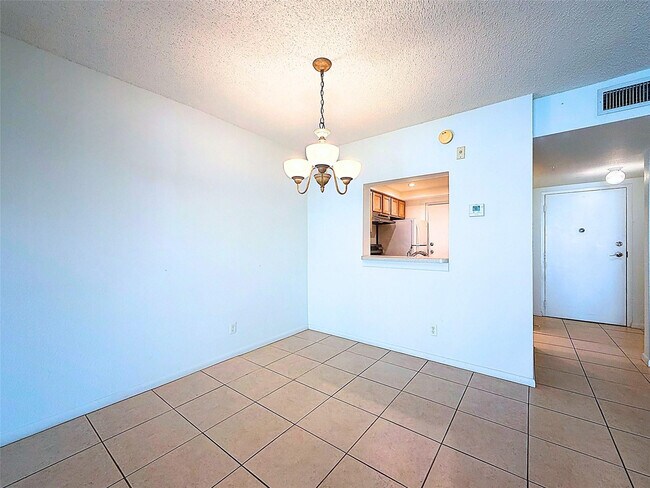 Building Photo - 4025 N Federal Hwy