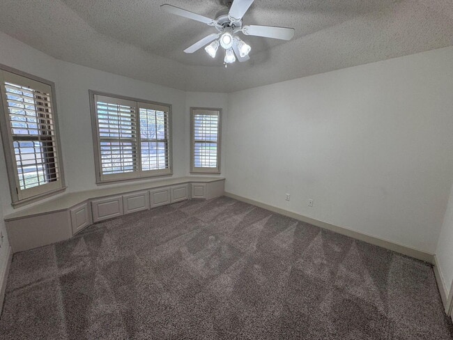 Building Photo - 3518 104th St