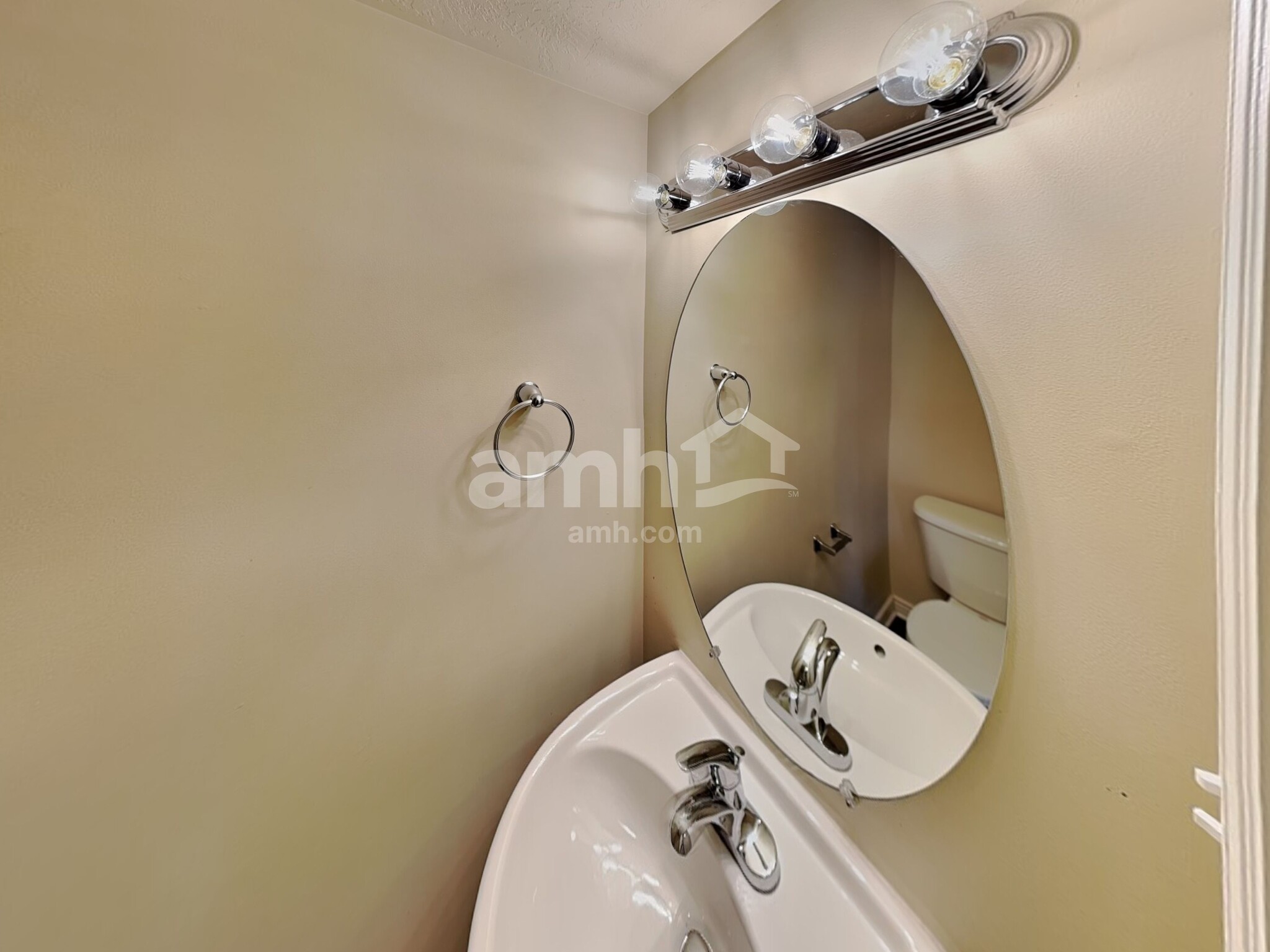 Building Photo - 4968 W Diamondback Dr
