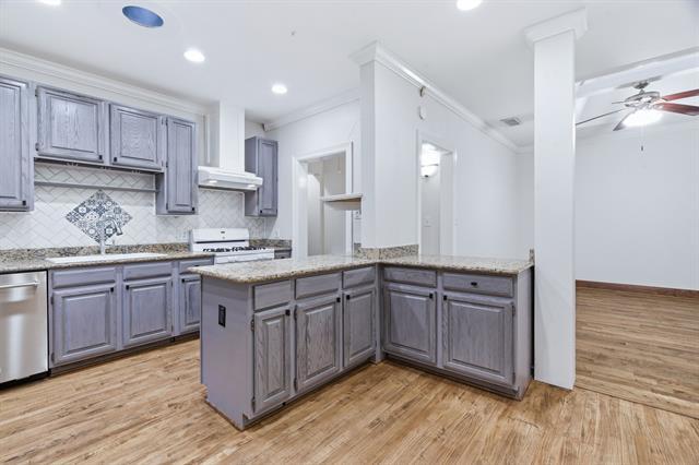 Building Photo - 1430 Hubert St