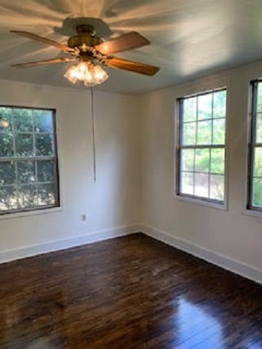 Building Photo - 8453 County Farm Rd