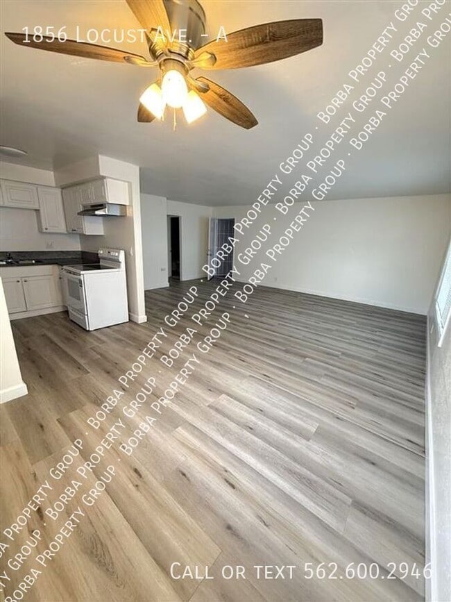 Primary Photo - 1856 Locust Ave