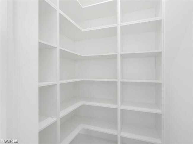 Building Photo - 6192 Kambach St