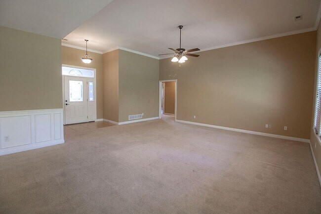 Building Photo - 5305 Chamois Dr