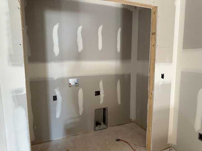 Building Photo - 499 S 100 E
