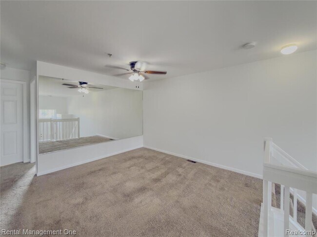 Building Photo - 4306 Maple St