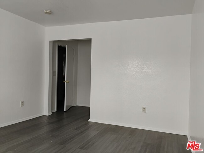 Building Photo - 4214 Avalon Blvd
