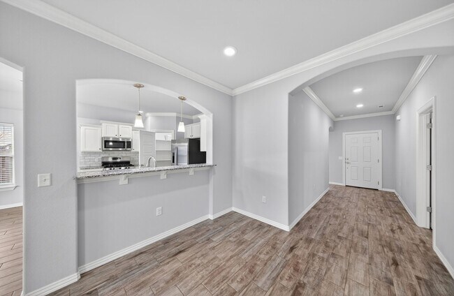 Building Photo - 4559 W Barhem Dr