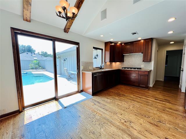 Building Photo - 3916 Bobbin Ln