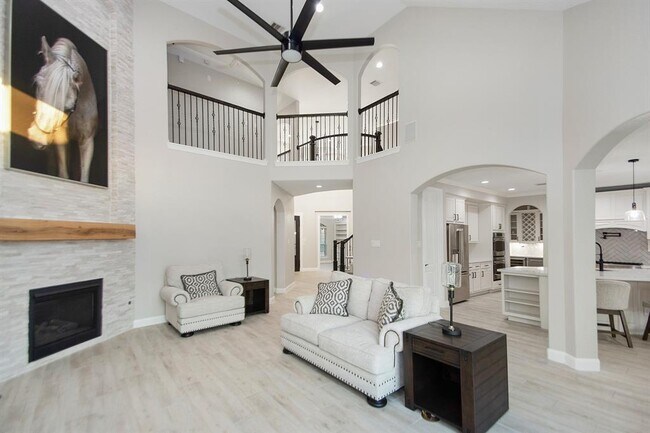 Building Photo - 1000 Bolivar Point Ln