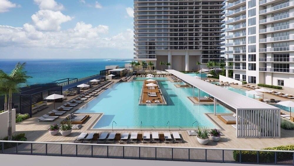 Building Photo - 1800 S Ocean Dr