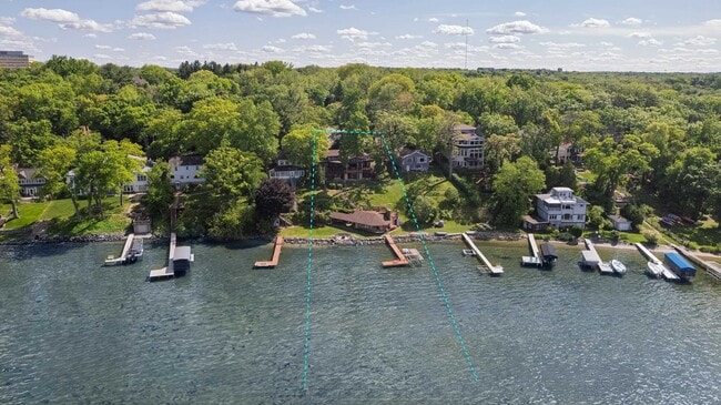 Building Photo - 5030 Lake Mendota Dr