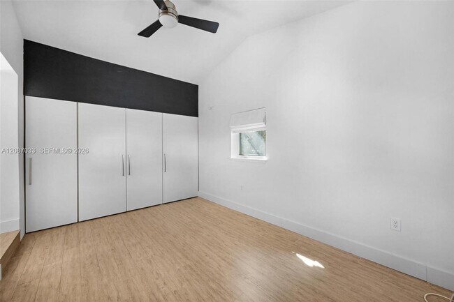 Building Photo - 6476 SW 10th Terrace