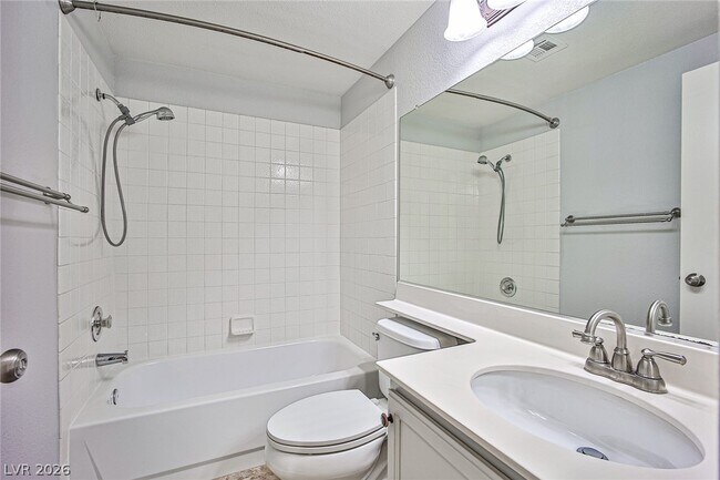 Building Photo - 3432 Meridale Dr