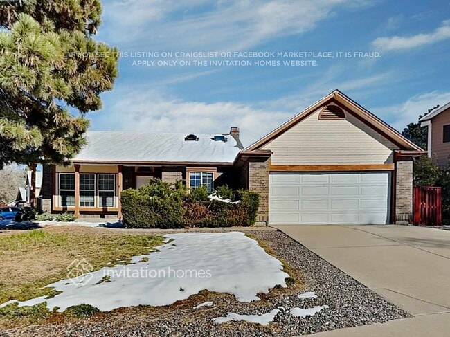 Building Photo - 4672 Biscay St