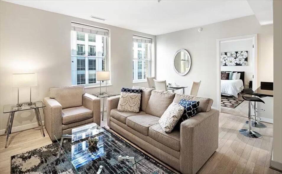 Primary Photo - 1456 H St NW