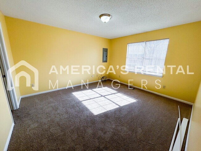 Building Photo - Home for Rent in Birmingham!