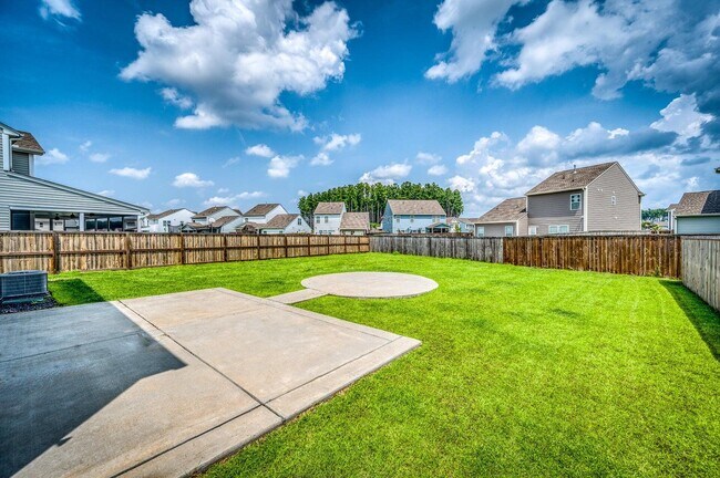 Building Photo - 454 Fox Sparrow Ct