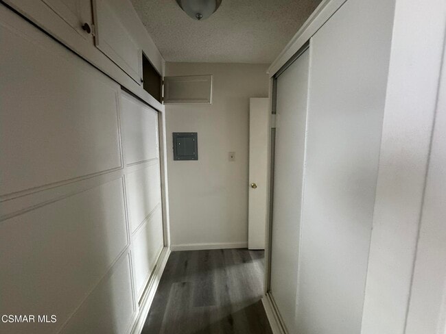 Building Photo - 13507 Victory Blvd