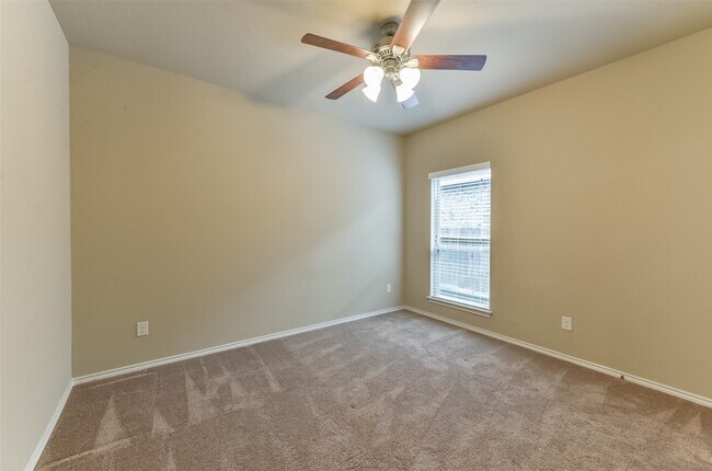 Building Photo - 248 Clementine Ct