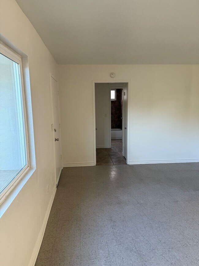 Building Photo - Santa Barbara