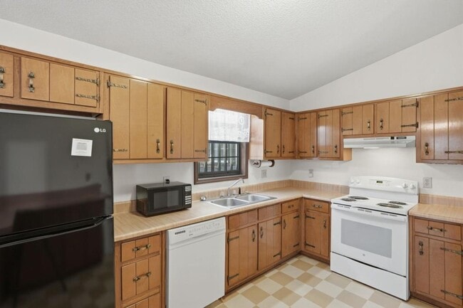 Building Photo - 6040 Austin Dr SW