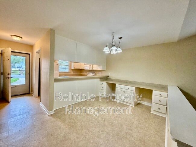 Building Photo - 149 Moss Creek Dr