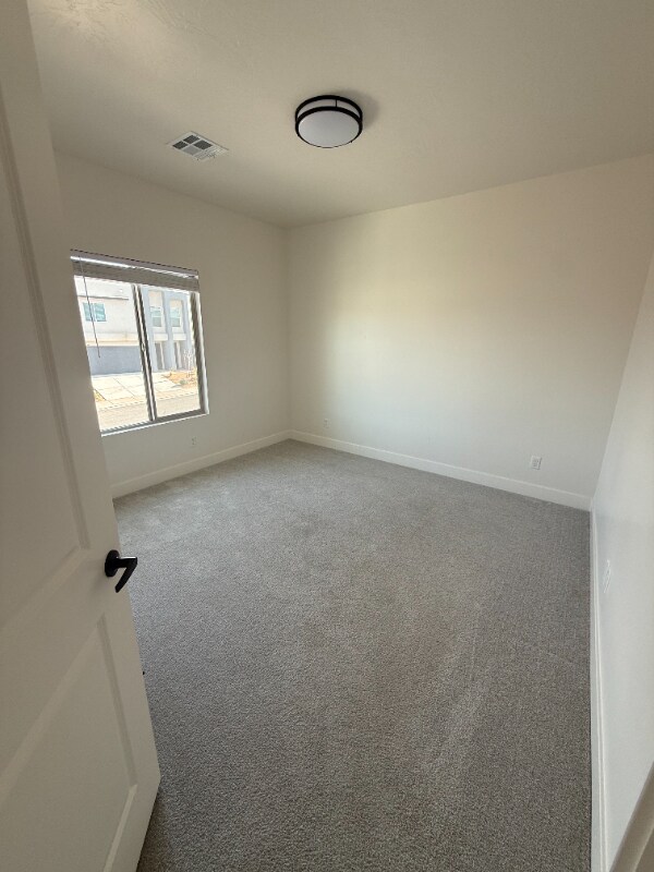 Building Photo - 296 S 1930 W