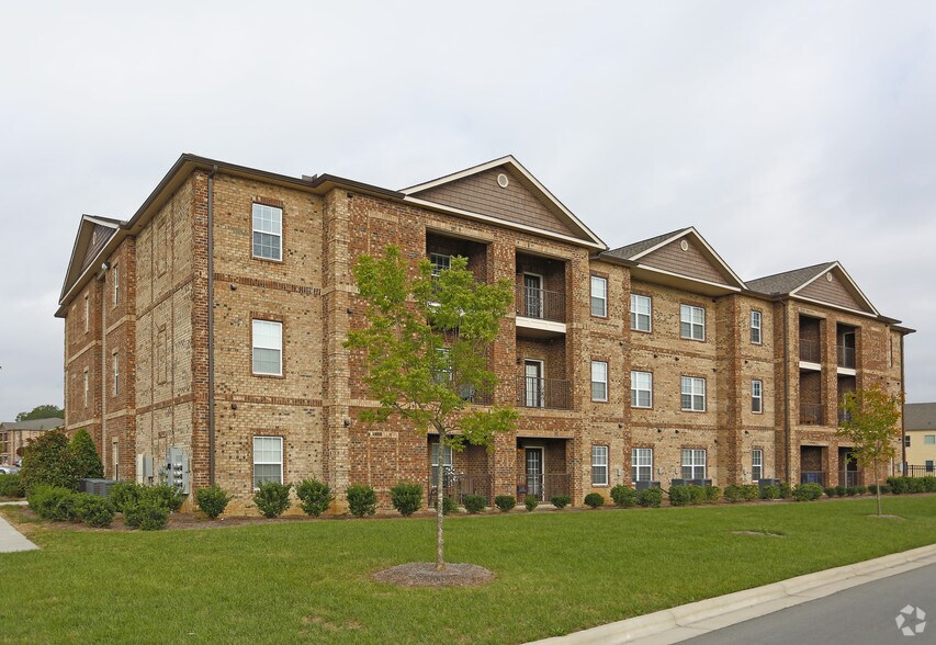 Horizons at Steele Creek 10615 Beckstone Dr Charlotte NC 28273