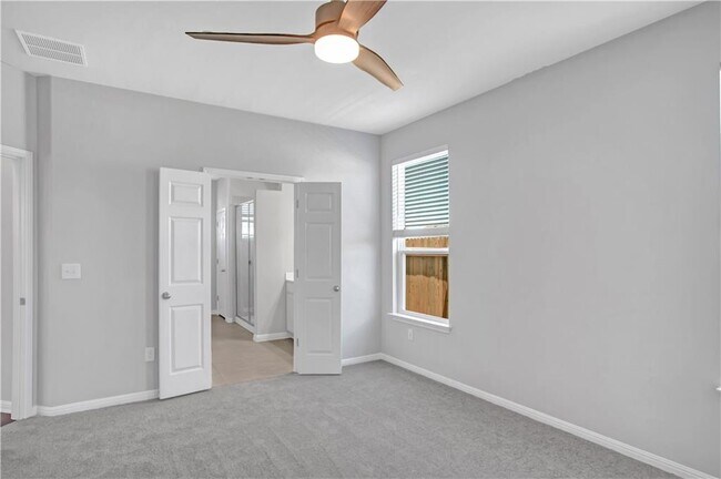 Building Photo - 6400 Gunflint Dr