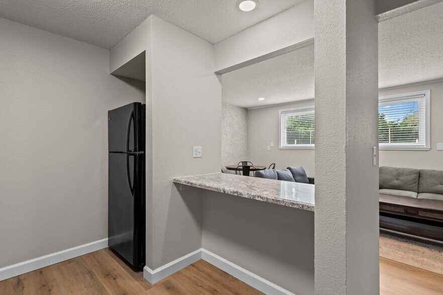 Building Photo - 2309 Cherry Hills Dr