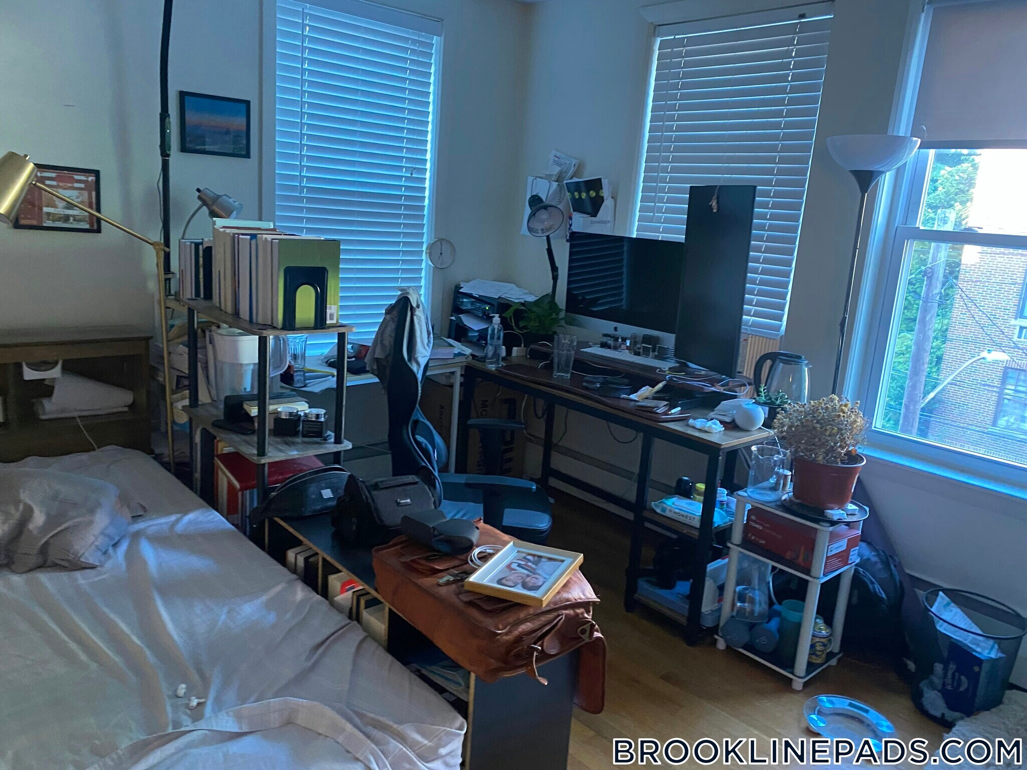 Building Photo - 312 Tappan St