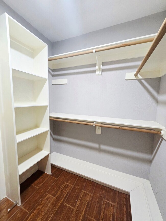 Building Photo - 3623 Shipman Ln