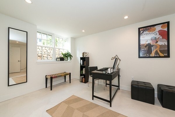 Building Photo - 29 Grant St