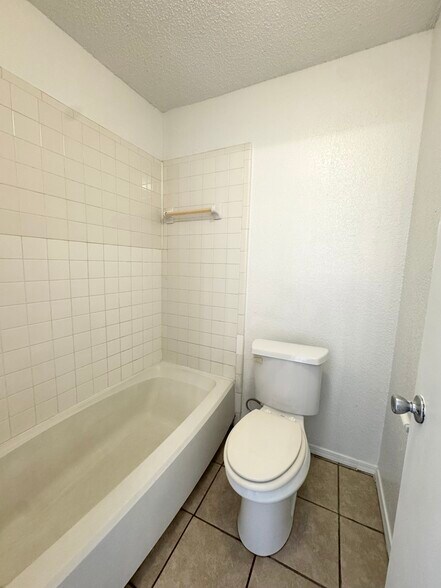 Building Photo - 339 NW 119th St