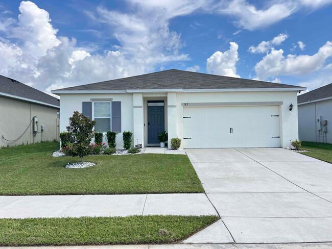 Primary Photo - 187 Emanuelle Dr