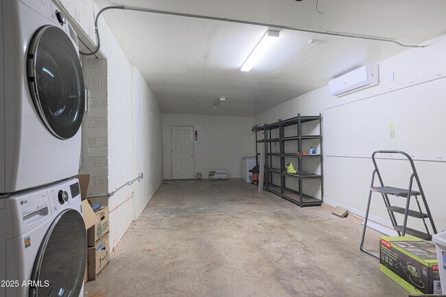 Building Photo - 4213 N 4th Ave