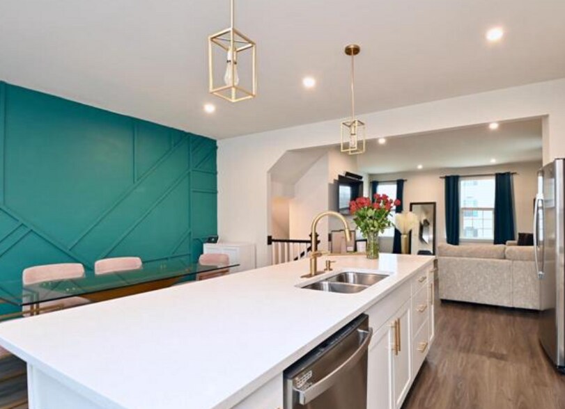 Building Photo - 1329 Trestle Dr