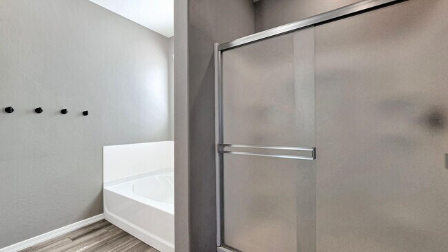 Building Photo - 17156 W Lincoln St