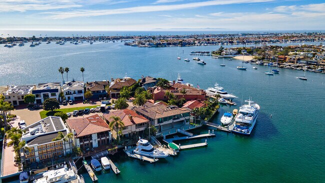 Building Photo - 45 Linda Isle