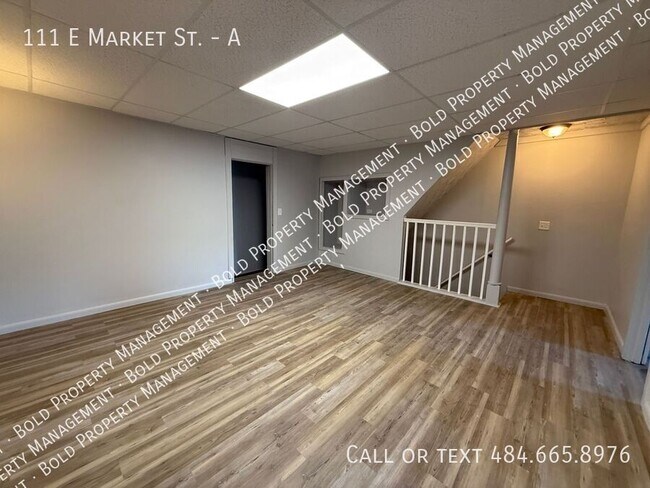 Building Photo - 111 E Market St
