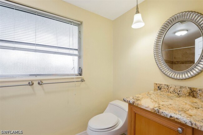 Building Photo - 181 7th St