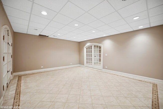 Building Photo - 2305 Tennyson Ln
