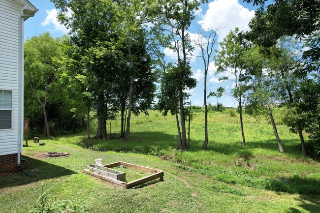 Building Photo - 3120 Pin Oaks Cir NE