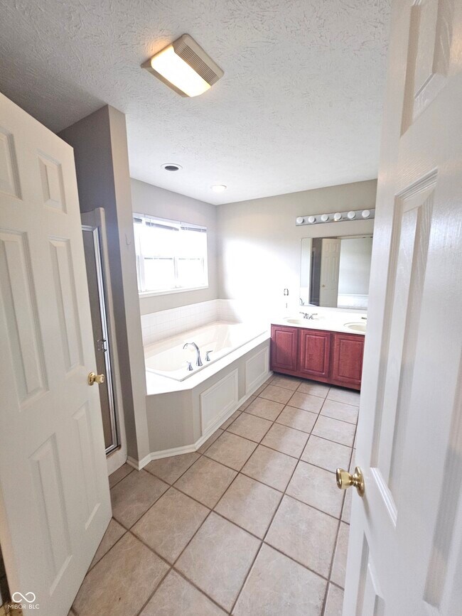 Building Photo - 7043 Gavin Dr