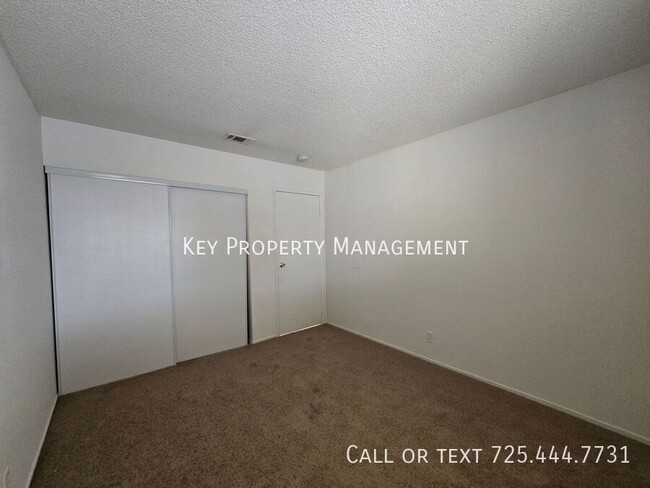 Building Photo - 2 BEDROOM CONDO IN WEST LAS VEGAS